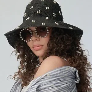 Lele Sadoughi | Accessories | Nwot Lele Sadoughi Gold Frame  display picture 3